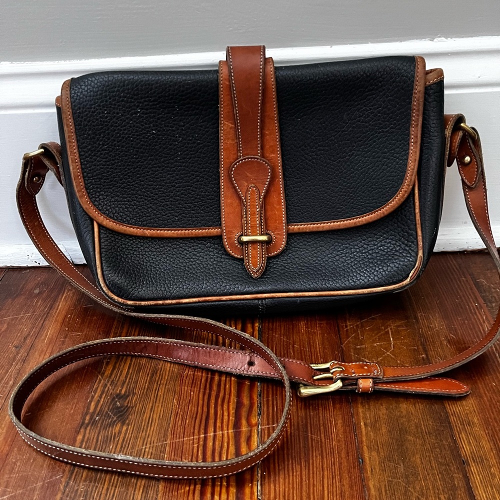 Vintage Dooney & Bourke Crossbody